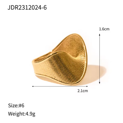 Gold Sunray Saddle Signet Ring