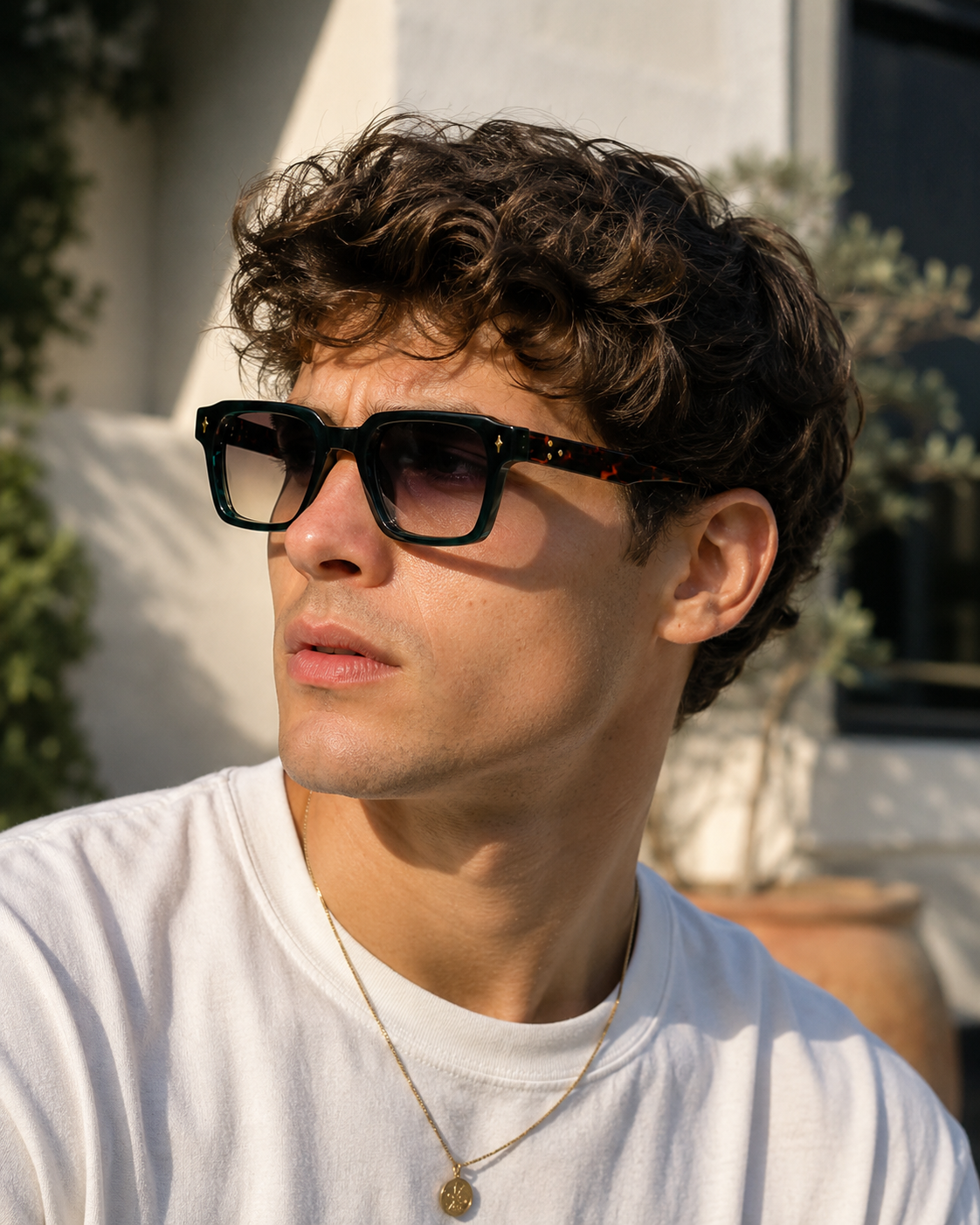 Green Tortoise Square Sunglasses – Gradient Lens Statement Eyewear