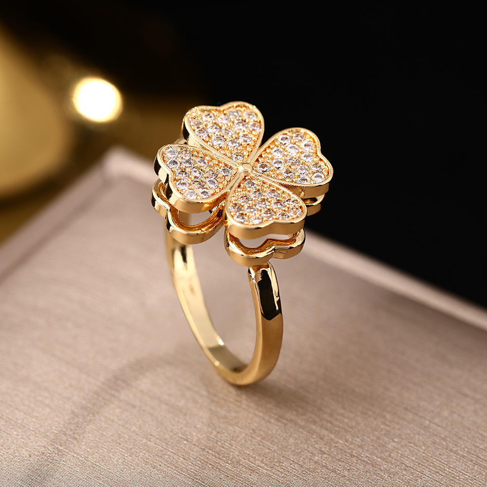 Gold Four-Leaf Clover Spinning Ring