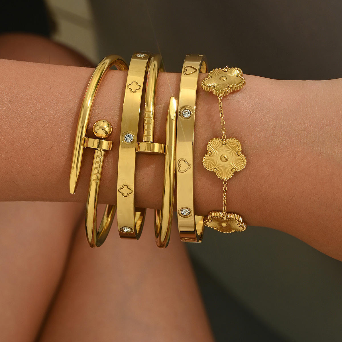Gold Bracelet Stack Set – 5 Pieces