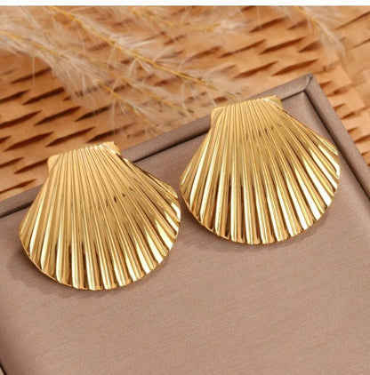 Gold Ribbed Scallop Shell Statement Earrings