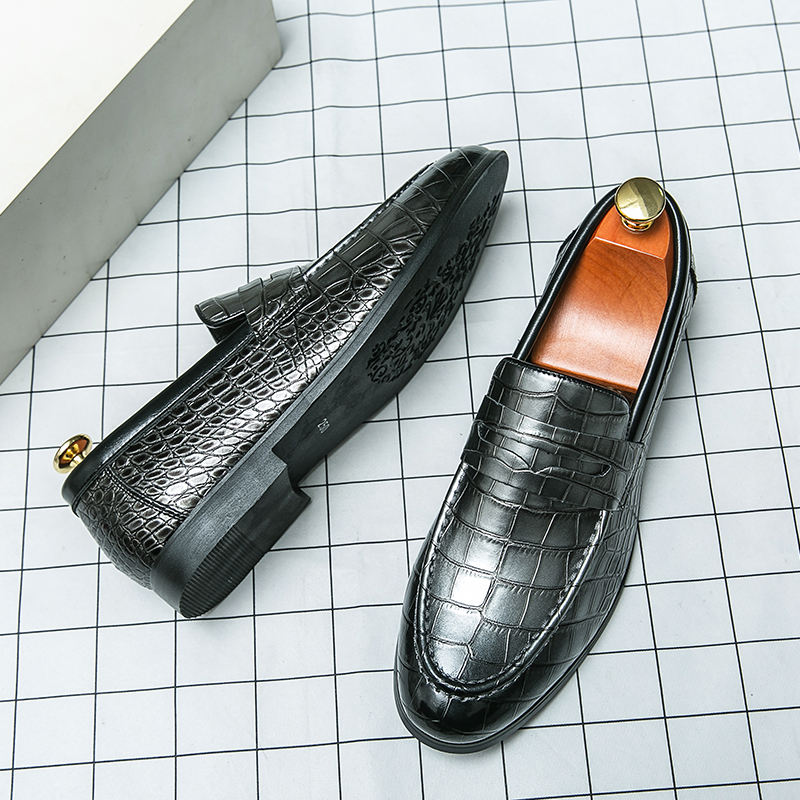 Men's Crocodile-Embossed Leather Tassel Loafers