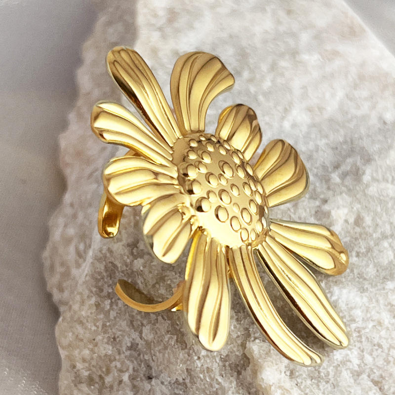Gold Daisy Flower Statement Ring