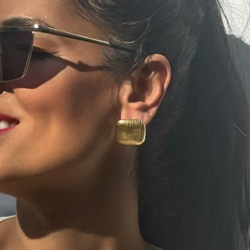 Gold Ribbed Square Chunk Stud Earrings