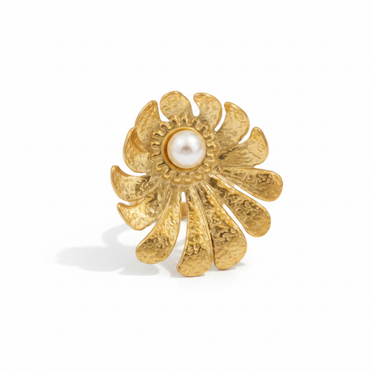 Gold Hammered Sunflower Pearl Ring – Pure White Background
